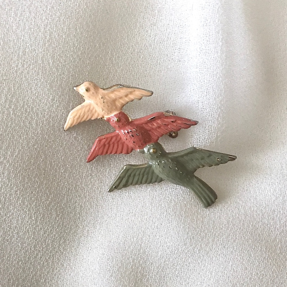 Vintage Three Birds Flying Brooch